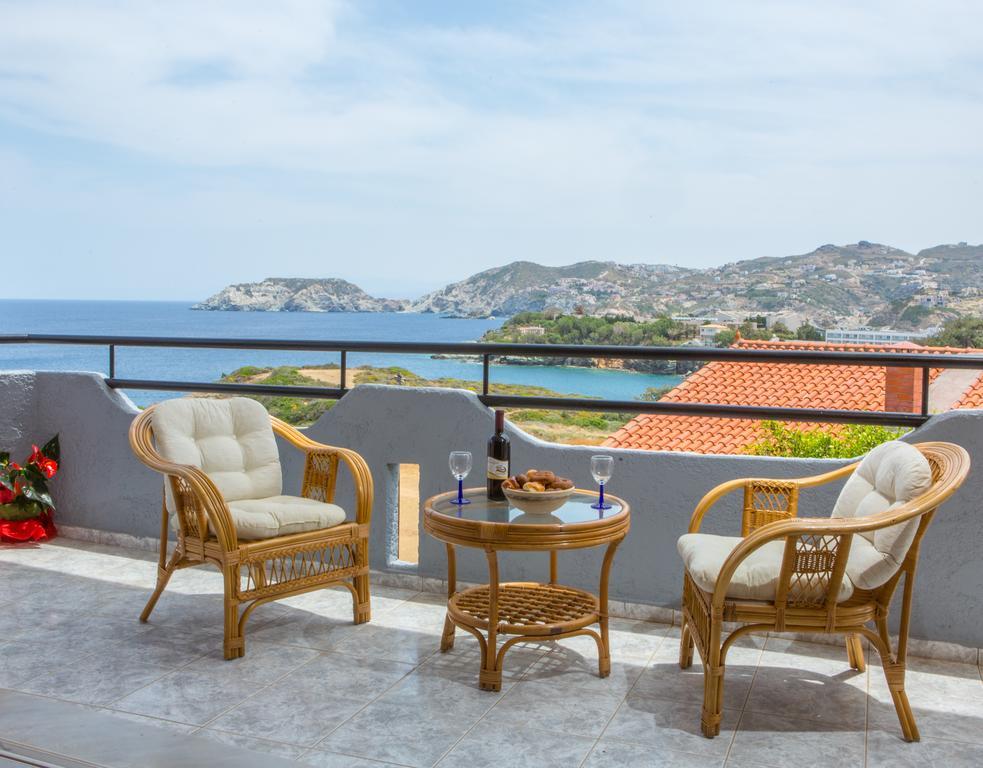 Evita Bay Agia Pelagia Heraklion Exterior photo